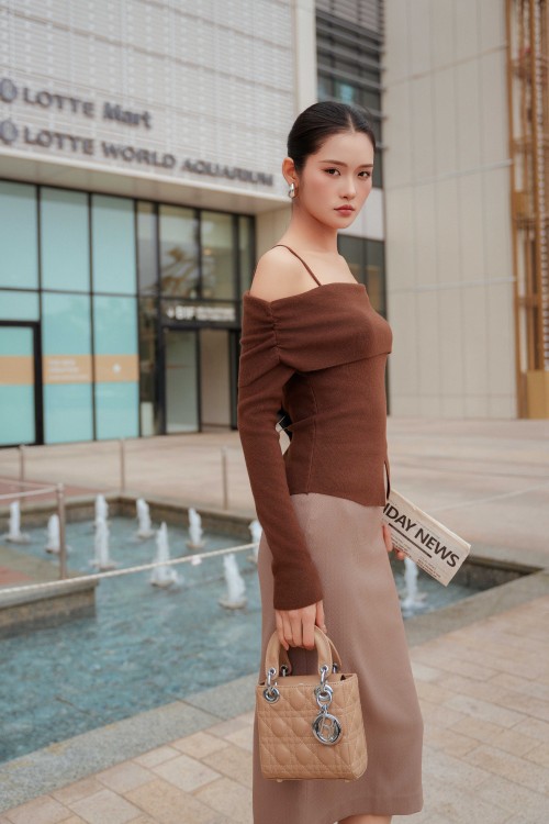 Sixdo Yellowish Brown Straight Woven Midi Skirt 2